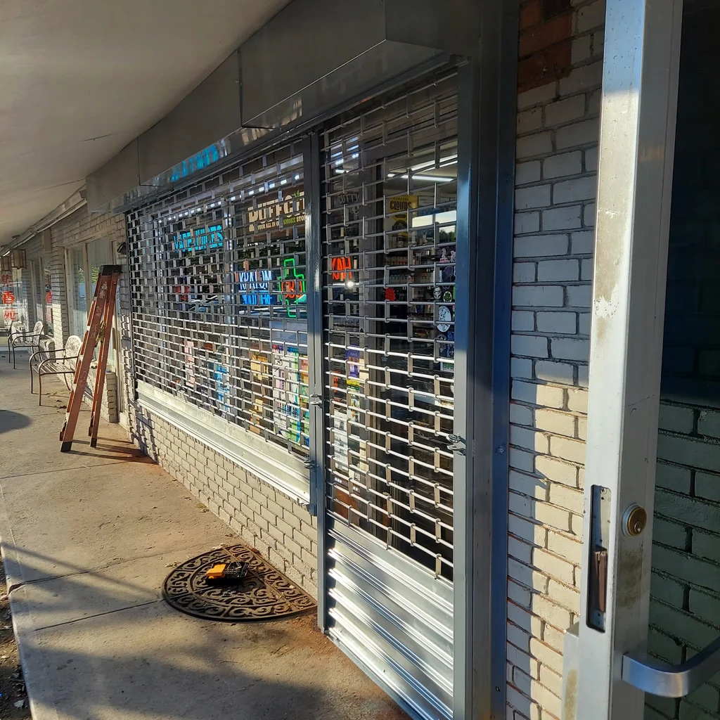 Retail service environment shown for counter closure planning